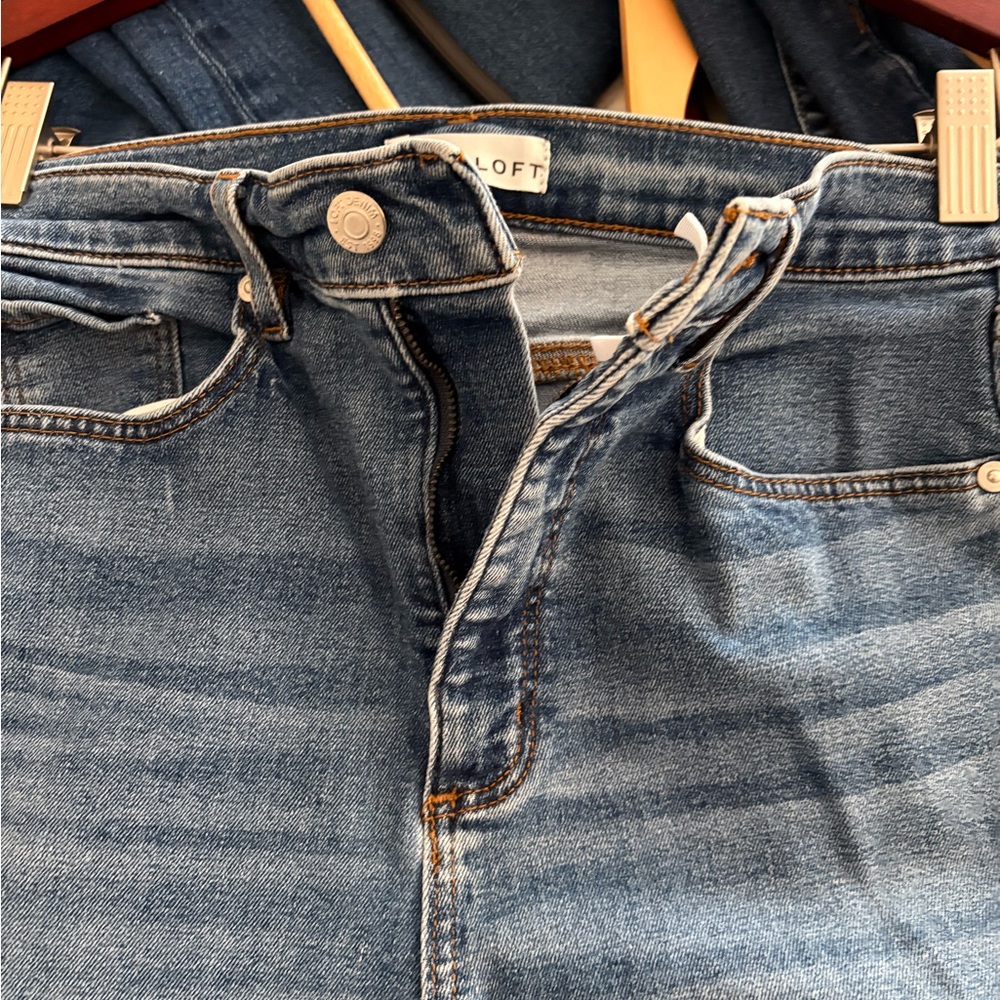 LOFT 8 Medium Wash Denim Jeans Slim Flare Boot Cut
